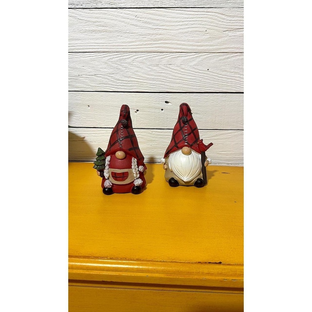 Christmas Gnomes Set 2 Red Buffalo Plaid Resin Holiday Figurines Farmhouse Decor